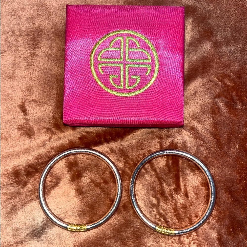 Budha girl bangles 2 size small rose gold comes with case